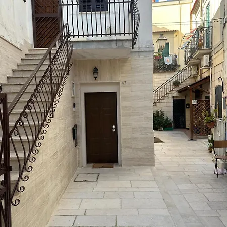 La Casa Dell' Arco